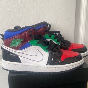 Jordan 1 Mid Multi Color, worn once like brand new
